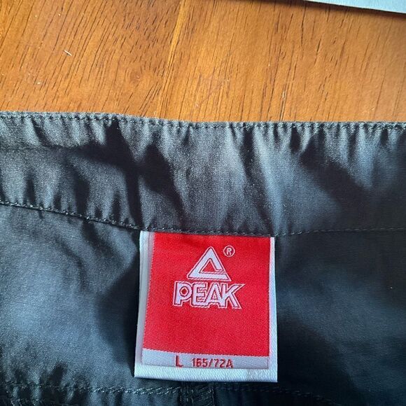 Peak Athletic Quickdry Capris, Small. Athletics triathalons camping and glamping - Picture 5 of 7